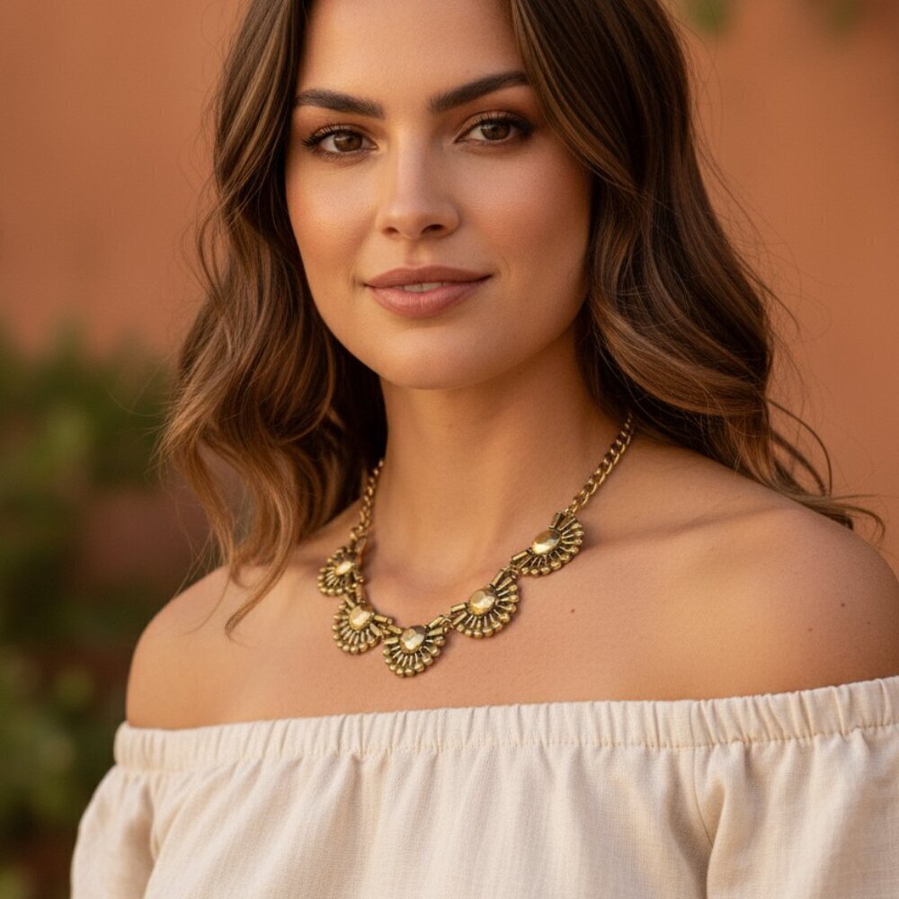 🌟 NWT J. Crew Statement Bib Necklace - Gold Sunburst Design 🌟 - Picture 7 of 8